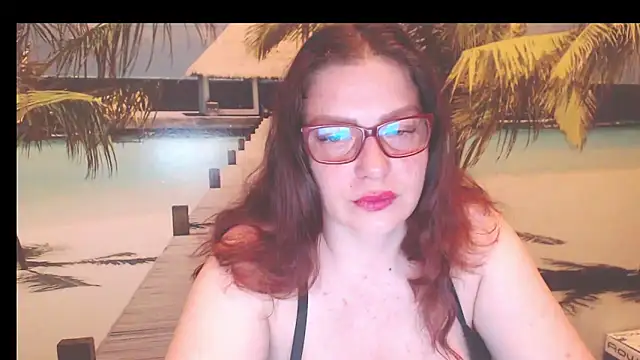 Snapshot of Queen__Natasha chatting on June 2026 10:04:01 PM Queen Natasha online show from June 2026 10:04:01 PM