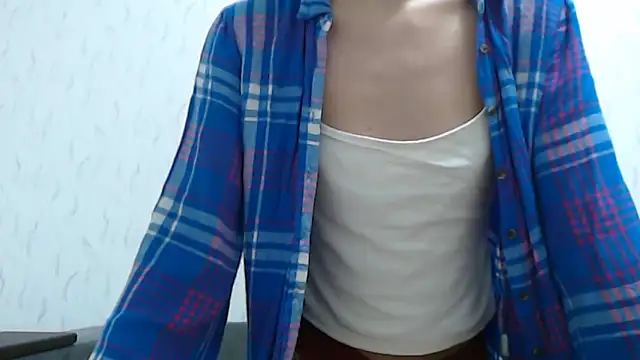 Snapshot of HoneyWiles chatting on January 2026 02:20:01 PM HoneyWiles online show from January 2026 02:20:01 PM