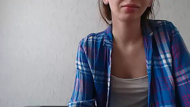 Snapshot of HoneyWiles chatting on February 2026 02:17:02 PM HoneyWiles online show from February 2026 02:17:02 PM