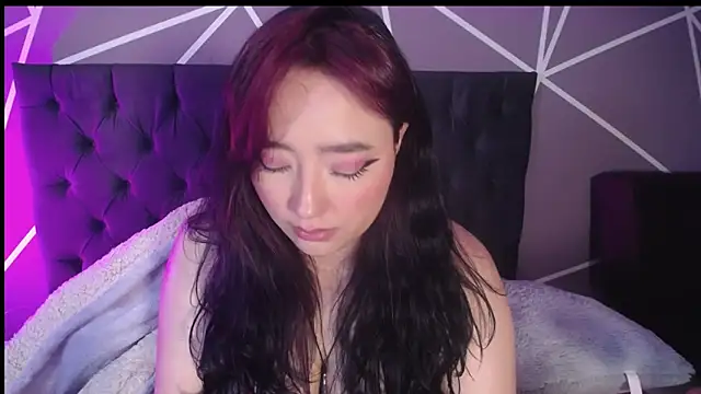 Miss Loise online show from February 2025 04:15:02 PM