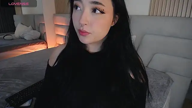 Miss Loise online show from November 2025 03:09:02 AM