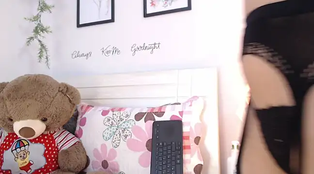 Joliet online show from February 2025 03:58:02 AM