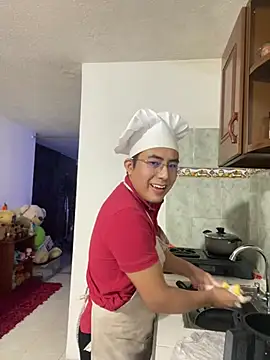 andrewmhilton  online show from February 2025 02:15:01 AM