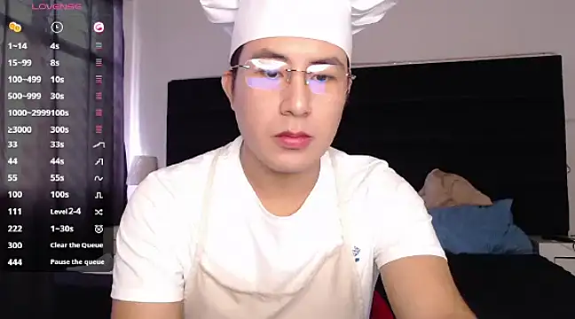 andrewmhilton  online show from February 2025 07:21:01 PM