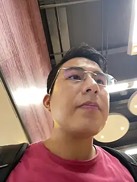 andrewmhilton  online show from February 2025 06:42:01 PM