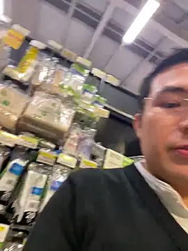 andrewmhilton  online show from February 2025 12:10:02 AM