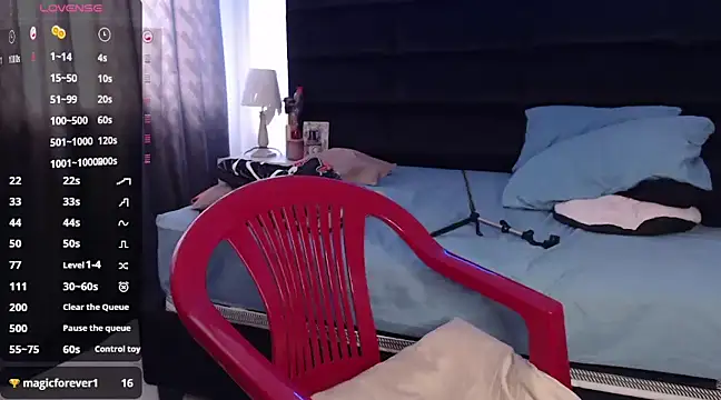 andrewmhilton  online show from March 2025 08:40:01 PM