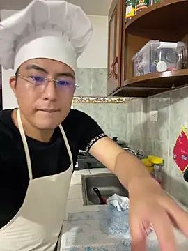 andrewmhilton  online show from March 2025 04:08:02 AM