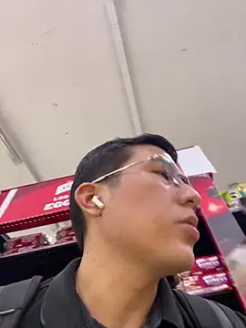 andrewmhilton  online show from March 2025 08:26:02 PM