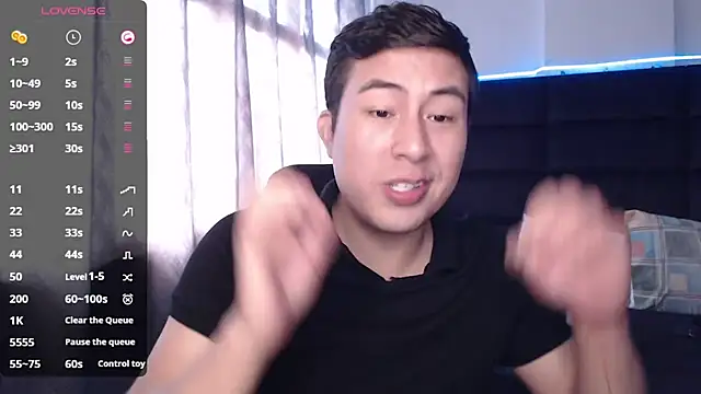 andrewmhilton  online show from September 2025 05:13:02 PM