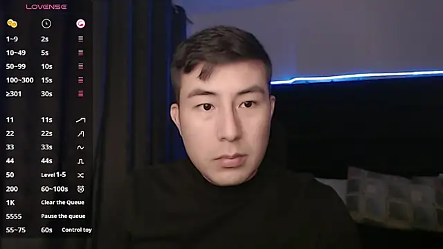 andrewmhilton  online show from September 2025 06:15:02 AM