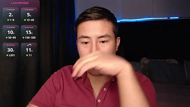 andrewmhilton  online show from December 2025 06:08:02 AM