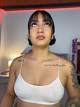 Snapshot of _Tammyy chatting on November 2025 01:32:01 PM Tammyy online show from November 2025 01:32:01 PM