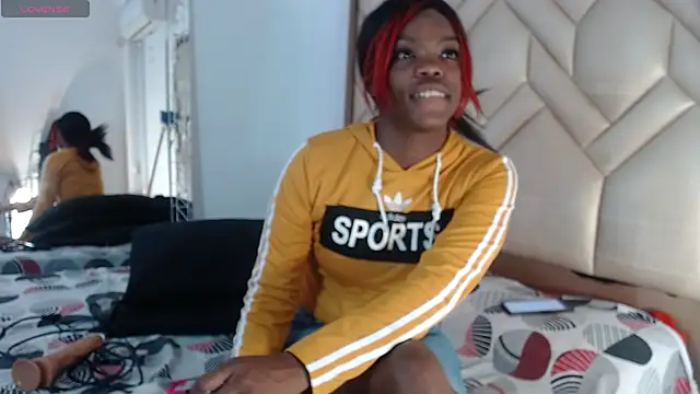 Snapshot of Kenya_Agu chatting on December 2024 07:03:02 PM Kenya Agu online show from December 2024 07:03:02 PM