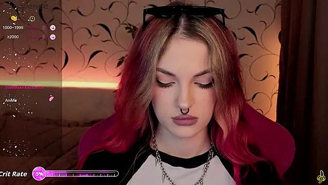 Snapshot of BratzieDarsie chatting on December 2025 09:47:02 AM BratzieDarsie online show from December 2025 09:47:02 AM