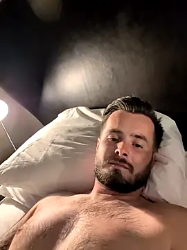 Brightspark22 online show from April 2026 08:02:01 PM