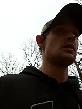 Snapshot of Midwestalpha chatting on December 2024 09:58:02 PM Midwestalpha online show from December 2024 09:58:02 PM