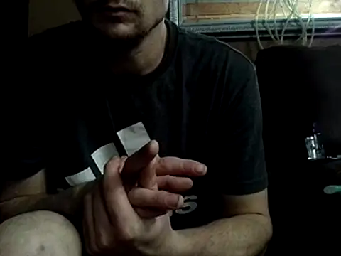 Snapshot of Midwestalpha chatting on December 2024 12:15:01 PM Midwestalpha online show from December 2024 12:15:01 PM