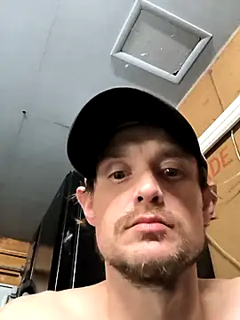 Snapshot of Midwestalpha chatting on January 2025 12:18:01 PM Midwestalpha online show from January 2025 12:18:01 PM