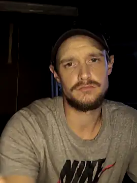 Snapshot of Midwestalpha chatting on September 2025 12:54:01 PM Midwestalpha online show from September 2025 12:54:01 PM