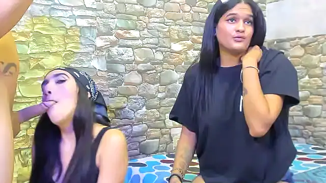 chicamir22 online show from January 2025 07:54:01 PM