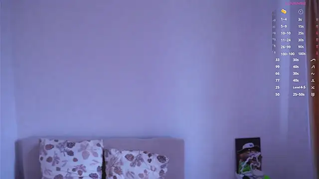 EllenReeves online show from April 2026 05:44:02 AM