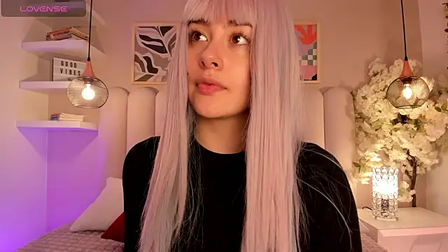 Snapshot of cute__cherry_ chatting on September 2025 08:13:02 PM cute cherry online show from September 2025 08:13:02 PM