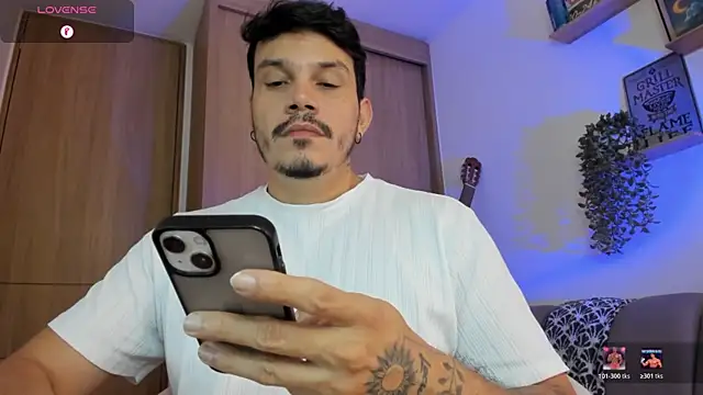 alejandro stark online show from July 2026 10:28:02 AM