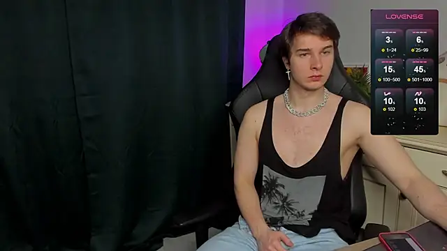 Vincent Strong online show from October 2025 07:53:01 AM