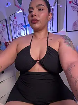 Snapshot of GigiiStone chatting on March 2026 02:12:02 PM GigiiStone online show from March 2026 02:12:02 PM