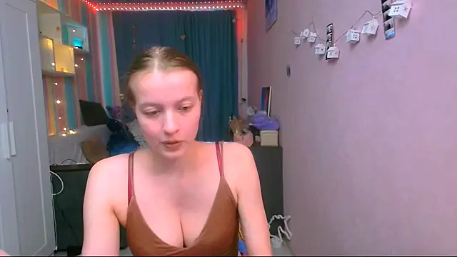 Snapshot of __Aphrodita__wow__ chatting on February 2025 12:40:01 PM Aphrodita wow online show from February 2025 12:40:01 PM