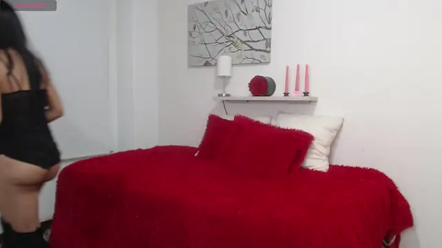 sofia perez    online show from March 2026 07:30:01 PM