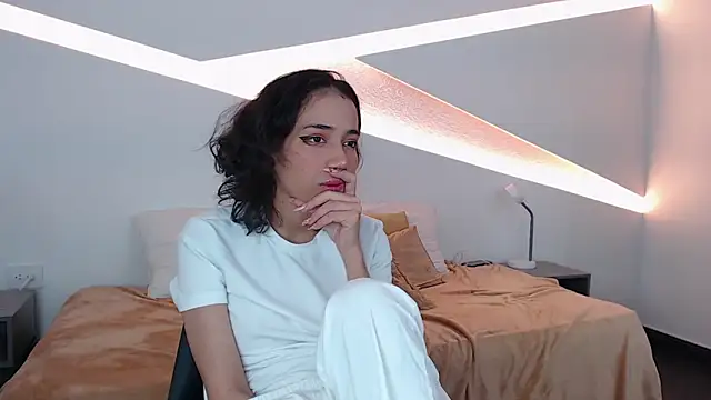 hot little bunny online show from December 2024 11:29:02 PM