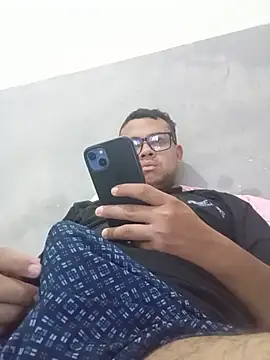 Novin18RJ online show from May 2026 11:28:02 AM