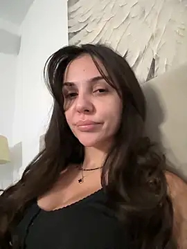 Snapshot of TaniaAmore chatting on November 2025 04:50:01 PM TaniaAmore online show from November 2025 04:50:01 PM