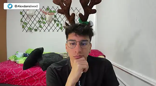 Snapshot of Jackson_Careyy chatting on December 2024 06:38:02 PM Jackson Careyy online show from December 2024 06:38:02 PM