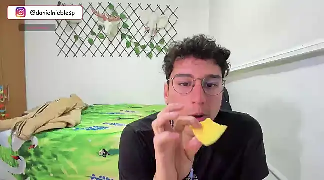 Snapshot of Jackson_Careyy chatting on March 2025 10:33:01 PM Jackson Careyy online show from March 2025 10:33:01 PM