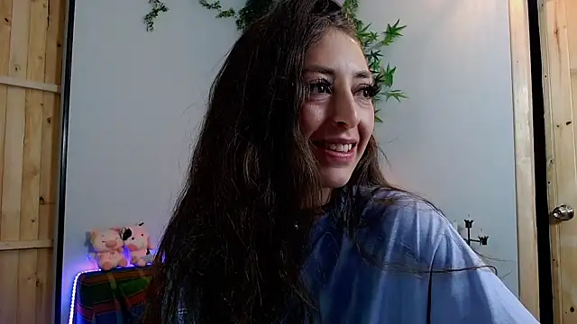 VickyJackson  online show from March 2025 08:00:01 PM