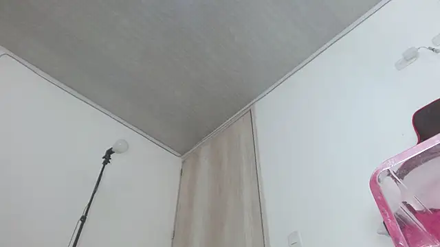 sammyEvans   online show from March 2025 08:11:01 PM