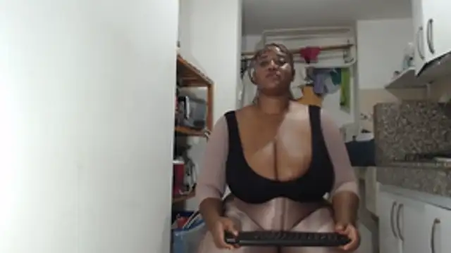 LiraRusso online show from January 2026 01:21:02 AM