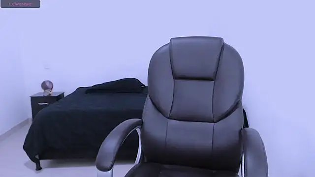 Snapshot of mistresszafirah chatting on May 2026 11:14:02 PM mistresszafirah online show from May 2026 11:14:02 PM