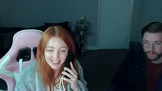 Red firesquirt online show from February 2025 09:06:02 PM