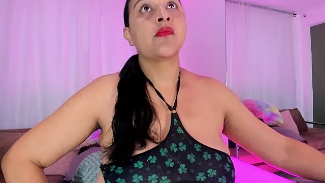 shantal rosse1 online show from July 2026 12:41:01 PM