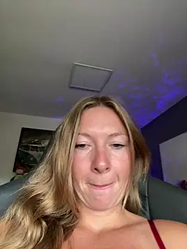 BunnyDiamond1 online show from July 2026 10:00:02 AM