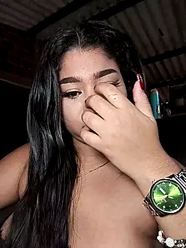 Snapshot of Yelly chatting on February 2026 03:08:01 PM Yelly online show from February 2026 03:08:01 PM