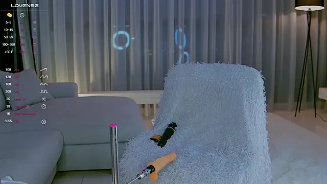 Snapshot of Nicole_Greene_ chatting on December 2024 10:19:01 PM Nicole Greene online show from December 2024 10:19:01 PM