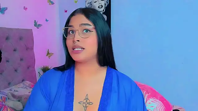 Snapshot of mabellfox chatting on December 2024 09:26:01 PM mabellfox online show from December 2024 09:26:01 PM