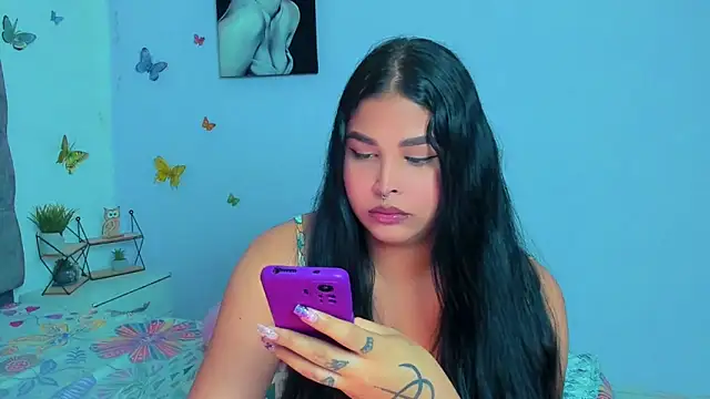 Snapshot of mabellfox chatting on January 2025 10:34:02 PM mabellfox online show from January 2025 10:34:02 PM