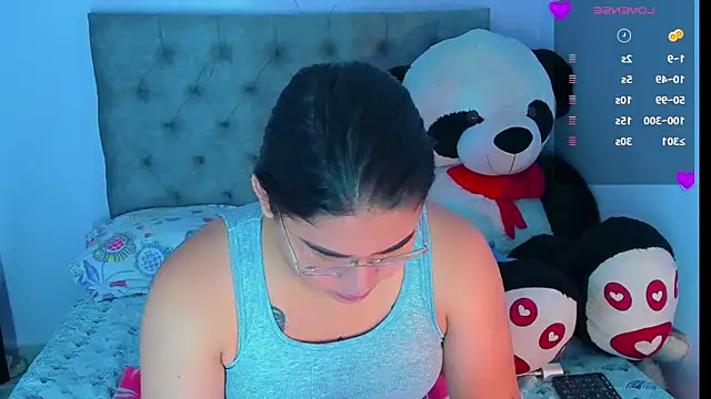 Snapshot of mabellfox chatting on September 2025 06:22:02 PM mabellfox online show from September 2025 06:22:02 PM