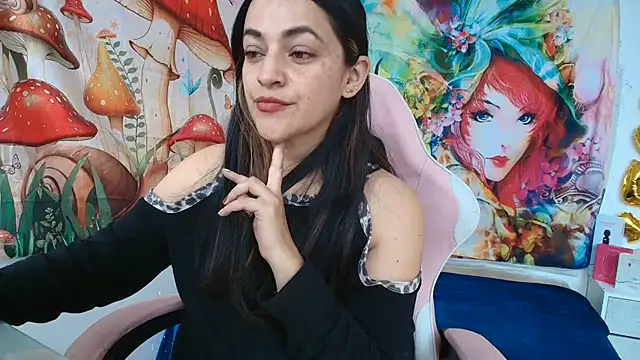 LovelyAzucena online show from July 2026 02:35:01 PM